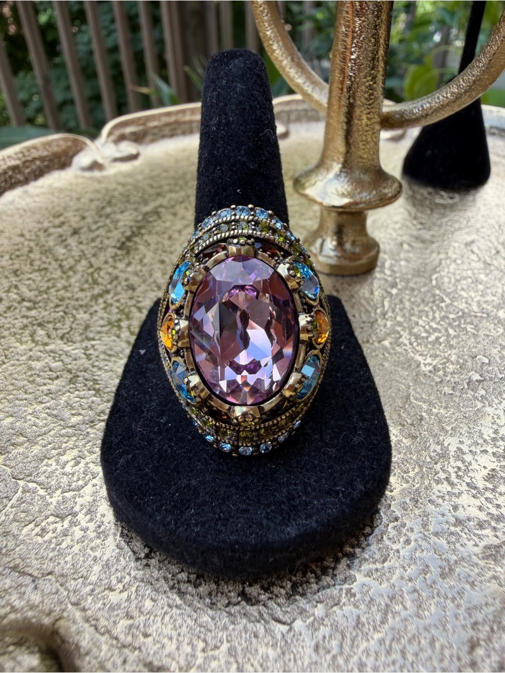 Heidi Daus "Shirli Stunning" Crystal Statement Cocktail Ring. *Size 9.5 - Picture 6 of 8